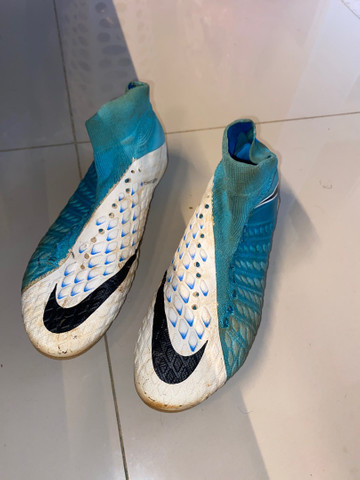 chuteira hypervenom primeira linha