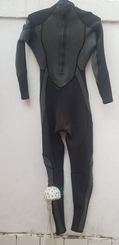 Roupa de Borracha Quicksilver - Foto 2