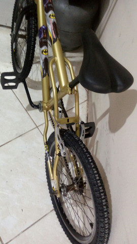 BMX toda restaurada (troco) - Foto 4