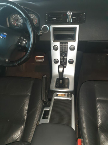 Volvo C30 2.0 2011 aut abaixo fipe troco - Foto 4