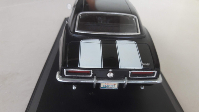 Chevrolet Camaro - Escala 1:18 - Foto 5