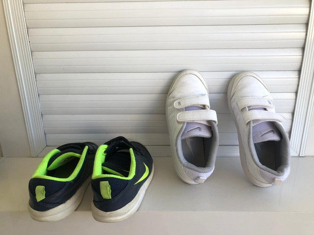 Dois tênis Nike infantil tamanho 30 - Foto 3