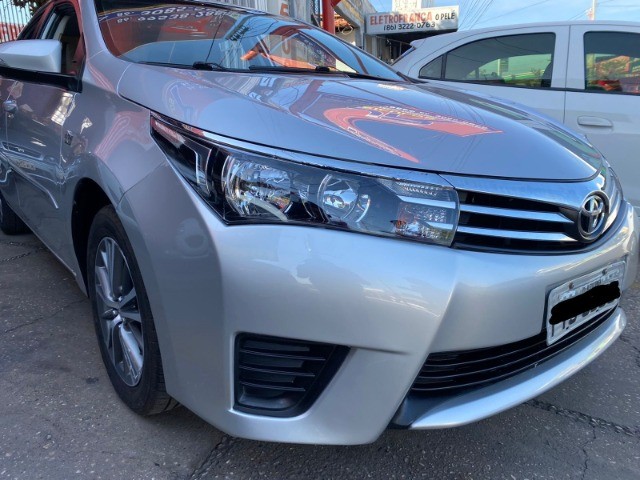 COROLA GLI 1.8 AUTOMÁTICO 2015/2016