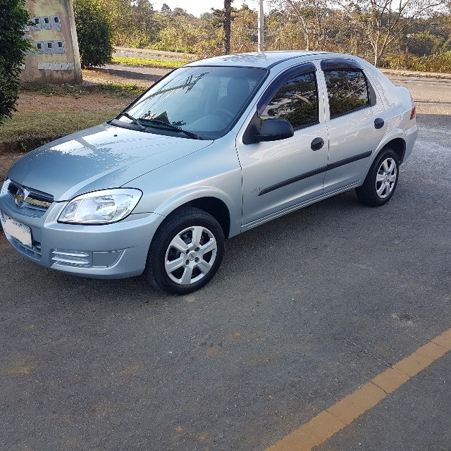 PRISMA SED JOY/LS 1.0 8V FLEXPOWER ANO MODELO 2011