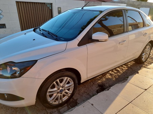 FOCUS SEDAN 2011/2012 1.6 8 VÁLVULAS