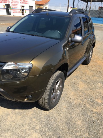 DUSTER 4X4