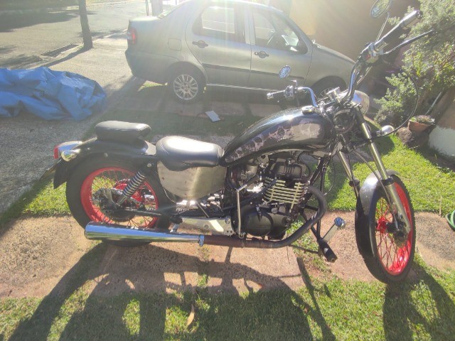 CB400 BOBBER CUSTOMIZADA