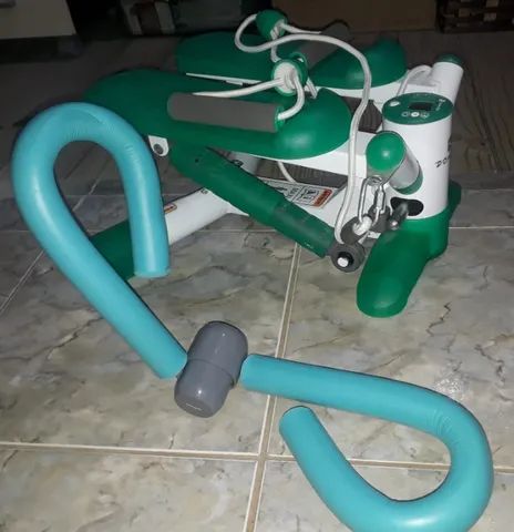 Vendo Mini Stepper simulador de caminhada brinde aparelho ginástica, semi-novos