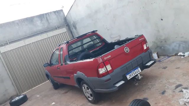 Vende se Strada 1.4 ano 2011 t *