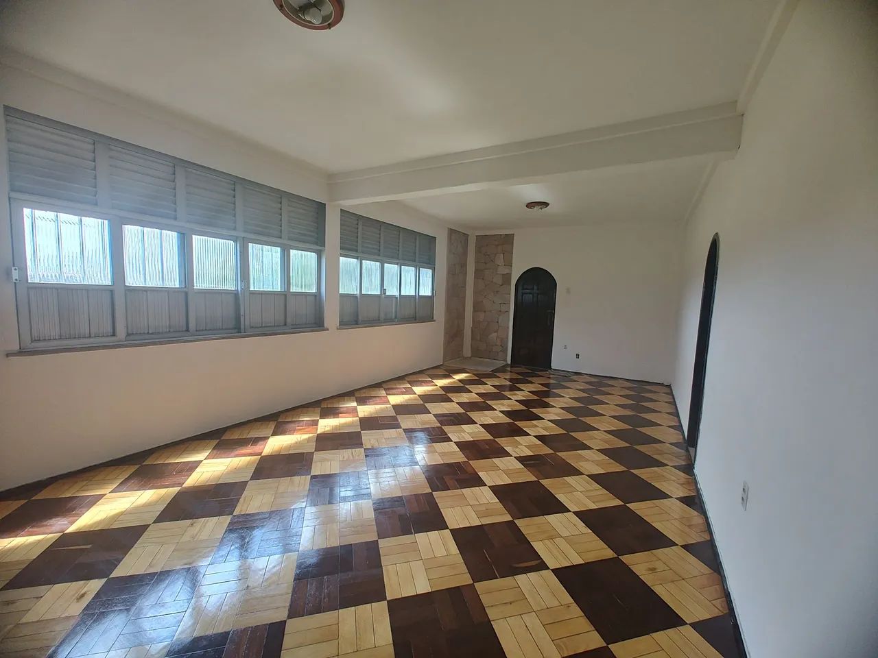 Apartamento Reformado- Ótima localização!Próx a Praça Batista Campos - Foto 2