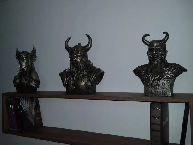 Busto De Poli Resina Valquíria - Foto 2