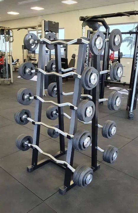 KIT BARRAS MONTADAS RETO OU W INJETADAS 12 Á 30KG + SUPORTE