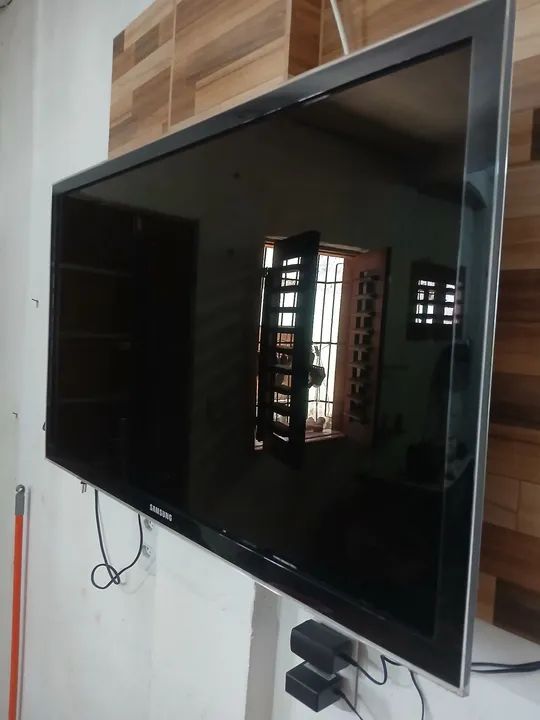 Tv samsung 40 Led nao e smarty com defeito 120,00 - Foto 2