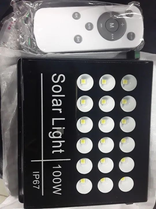 REFLETOR 100W C/PLACA SOLAR L-LENA acompanha controle e manual - Foto 2