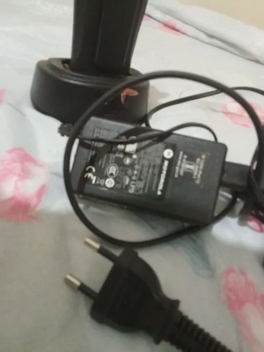 Bateria de rádio.amador Motorola 450, com carregador completo, produto superconcervado - Foto 2