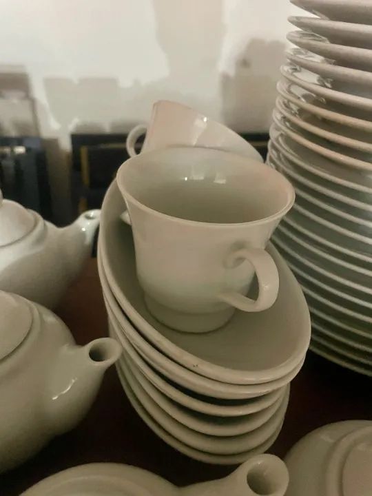 Louças em porcelana branca e diversos... - Foto 2
