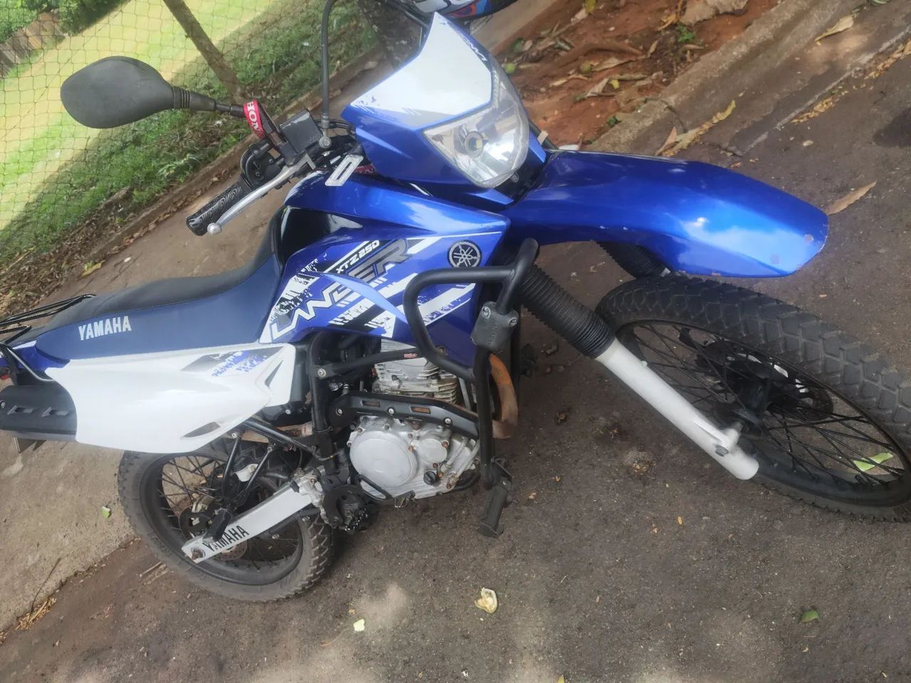 XTZ LANDER 2015 - Foto 2