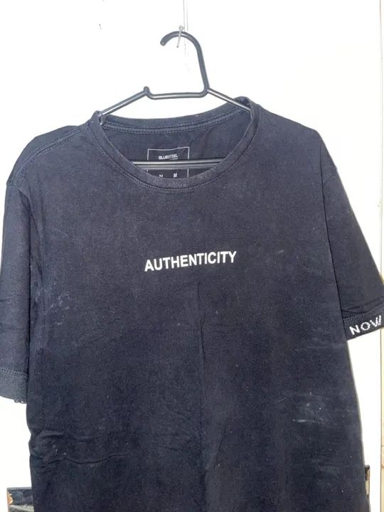 CAMISETA PRETA  DA RENNER