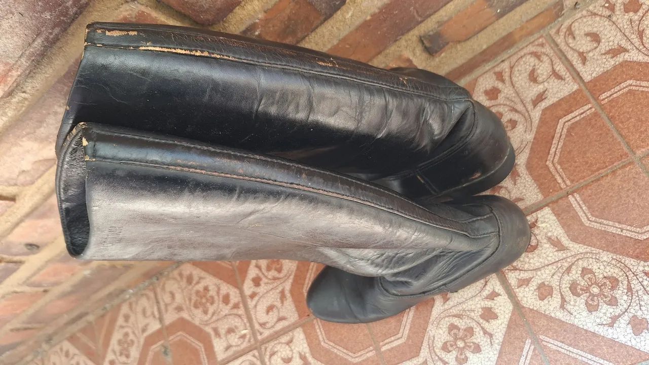 Botas de Couro - Estilo Clássico - Foto 2