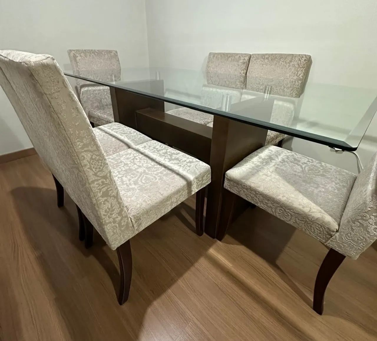 Conjunto de Mesa de Jantar de Vidro com 6 Cadeiras