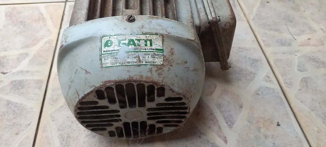 Motor de indução trifásico - WEG - Foto 3