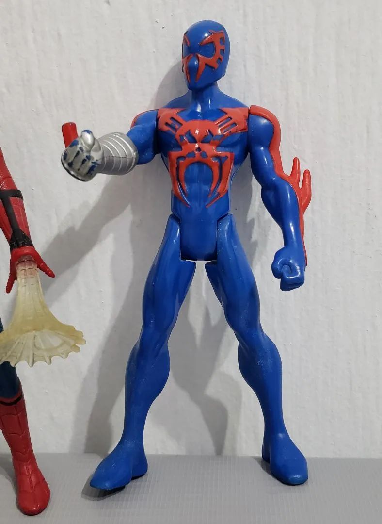 Boneco homem aranha hasbro ler descrição  - Foto 3
