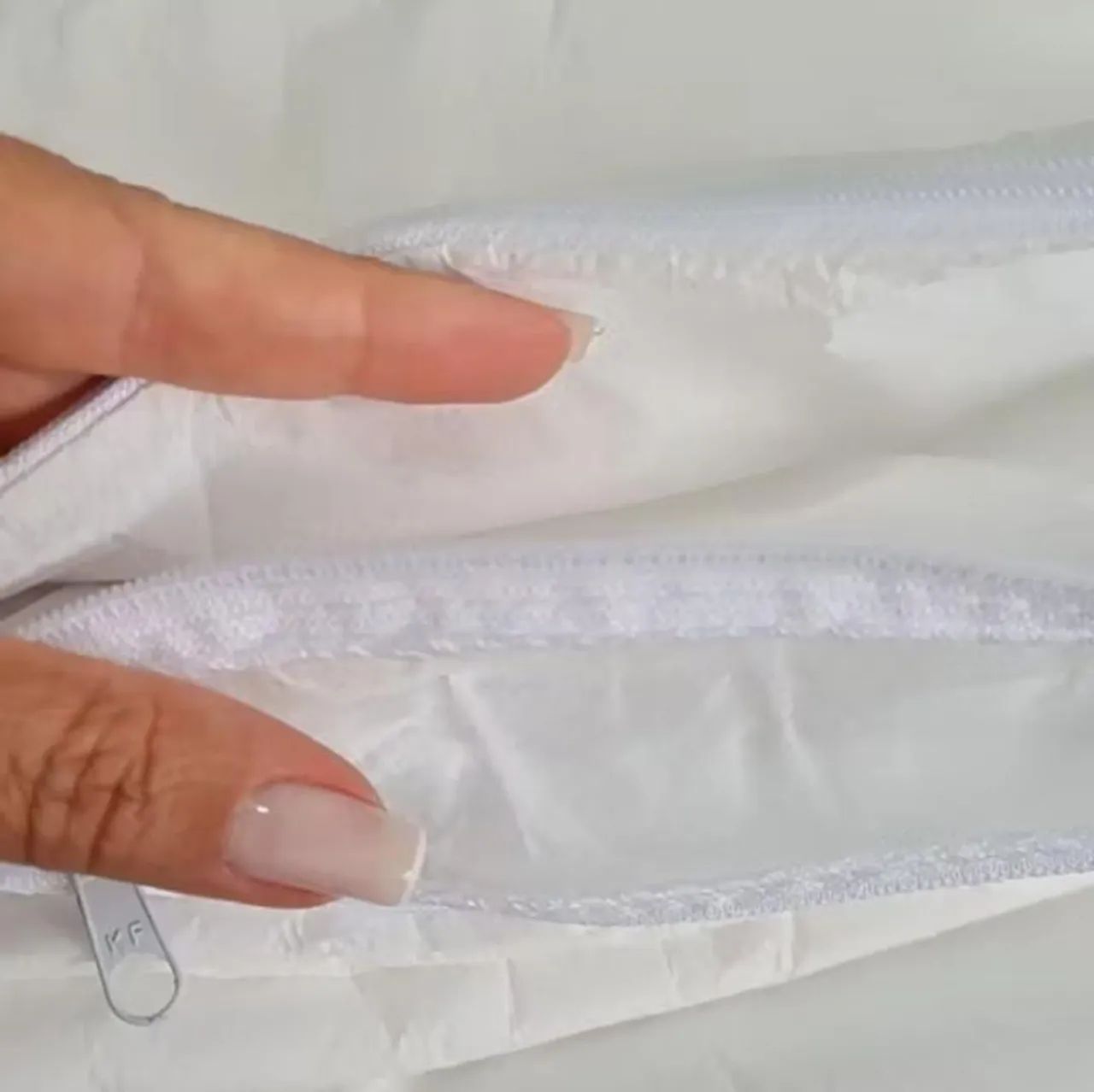 Fronha impermeável anti ácaro - Foto 4