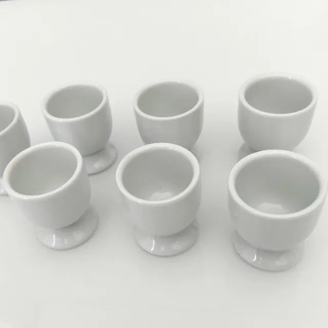 6 Porta Ovo Quente Porcelana Branca Suporte - Foto 2