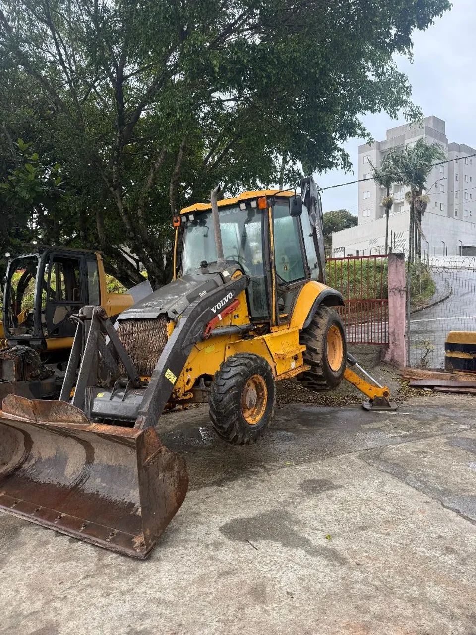 Retroescavadeira volvo BL 60 b - Foto 2