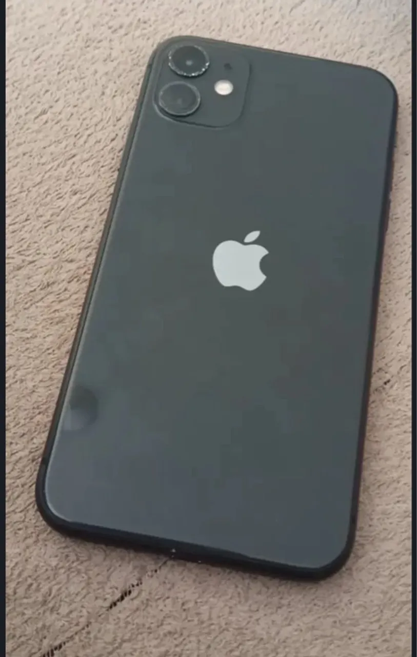 iPhone 11 - Black - 128GB