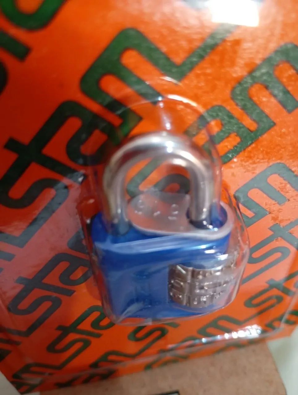 Cadeado com segredo azul Stam 25mm. - Foto 4