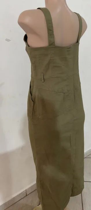 Vestido midi verde militar botões - Foto 2
