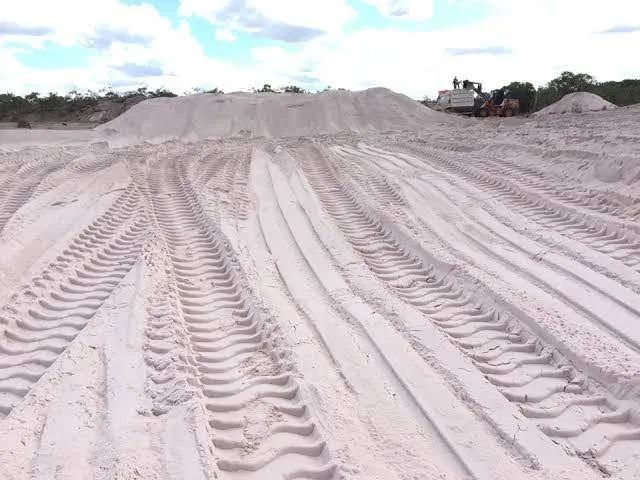 Areia e Gravilhao Arembepe Linha Verde 