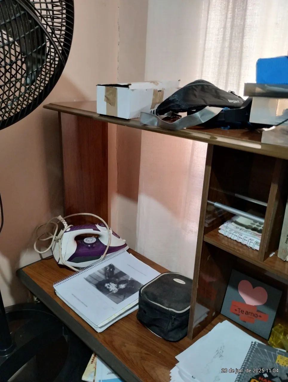Escrivaninha Compacta com Prateleiras - Foto 2