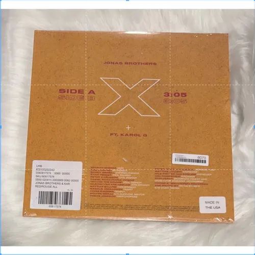 VINIL SINGLE 12'' JONAS BROTHERS FEAT KAROL G - X LACRADO IMPORTADO - Foto 2