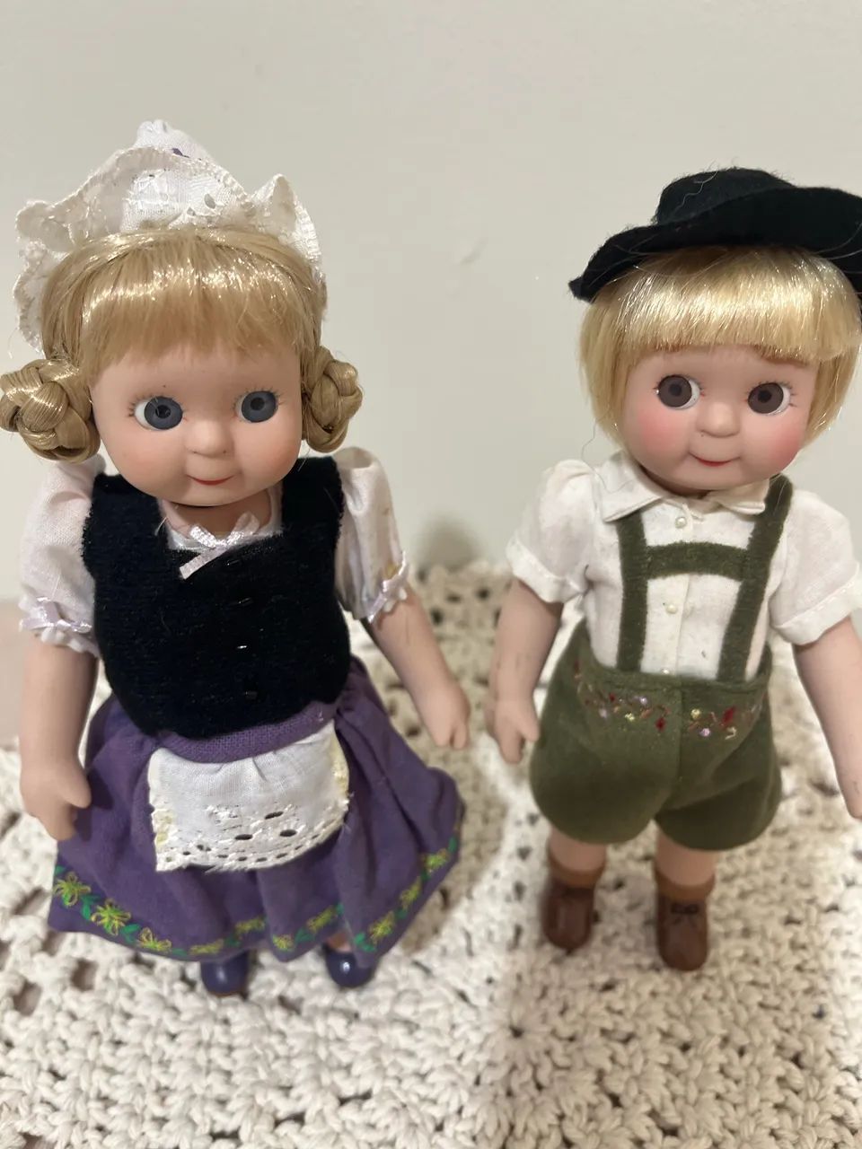 Bonecos de porcelana 