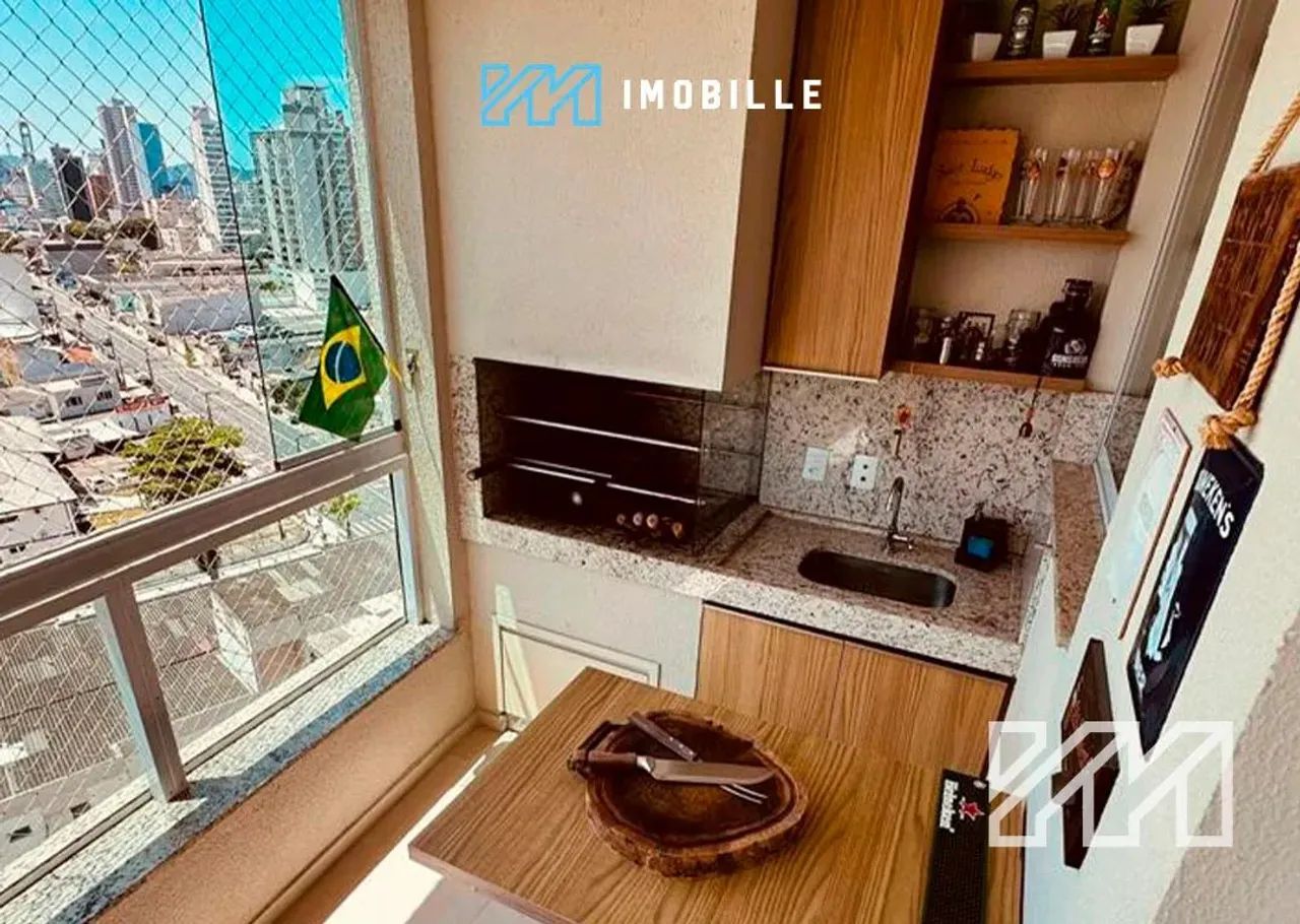 Apartamento no Edifício Tarsila do Amaral em Itajaí com 107m² privativos.