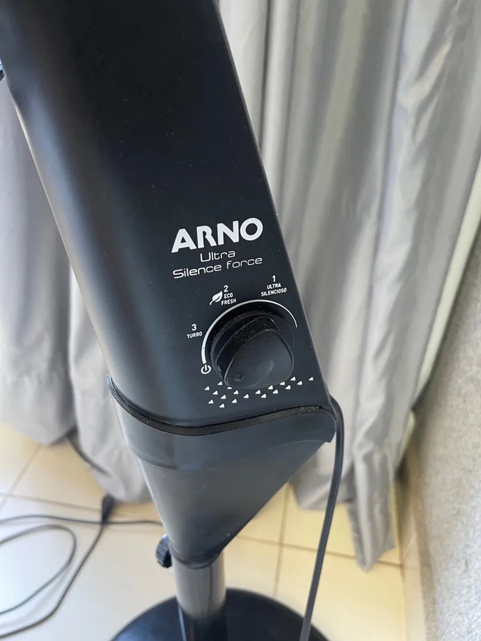 Ventilador Arno Ultra Silence Force Coluna 220v - Foto 4