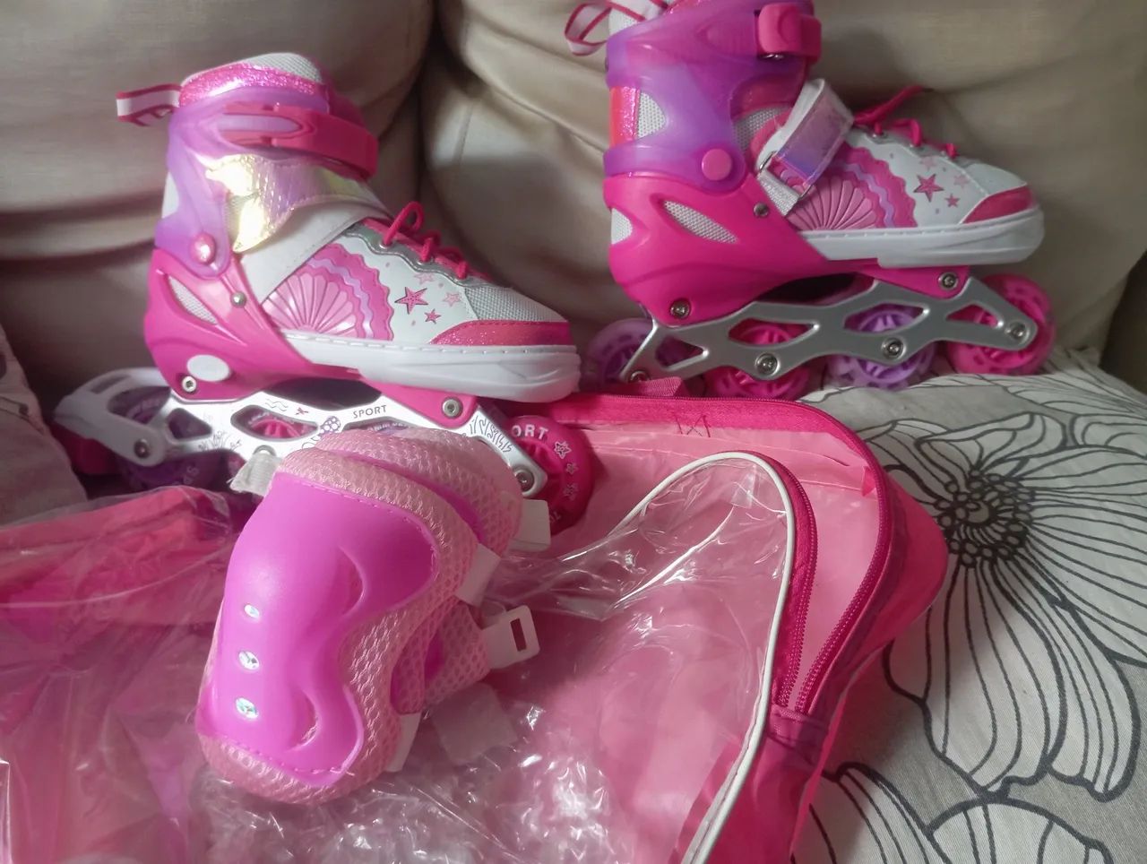 Patins Infantil Roller Inline Rosa Unicornio Ajustável Com Luz De Led Criança Promoção - Foto 4
