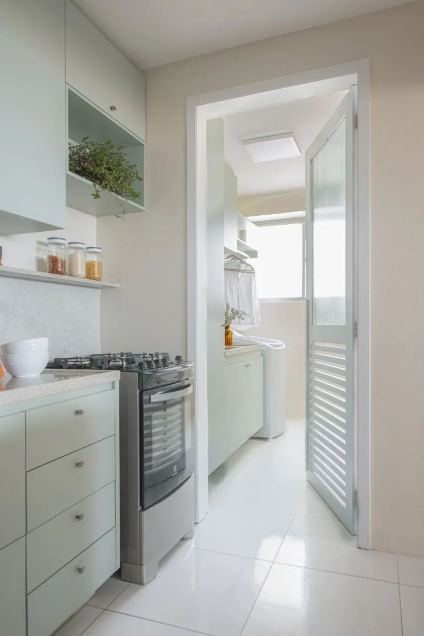Vendo Apto. 3 Quartos, 1 Suite, com 107m², Todo Reformado Andar Alto, Poço. - Foto 4