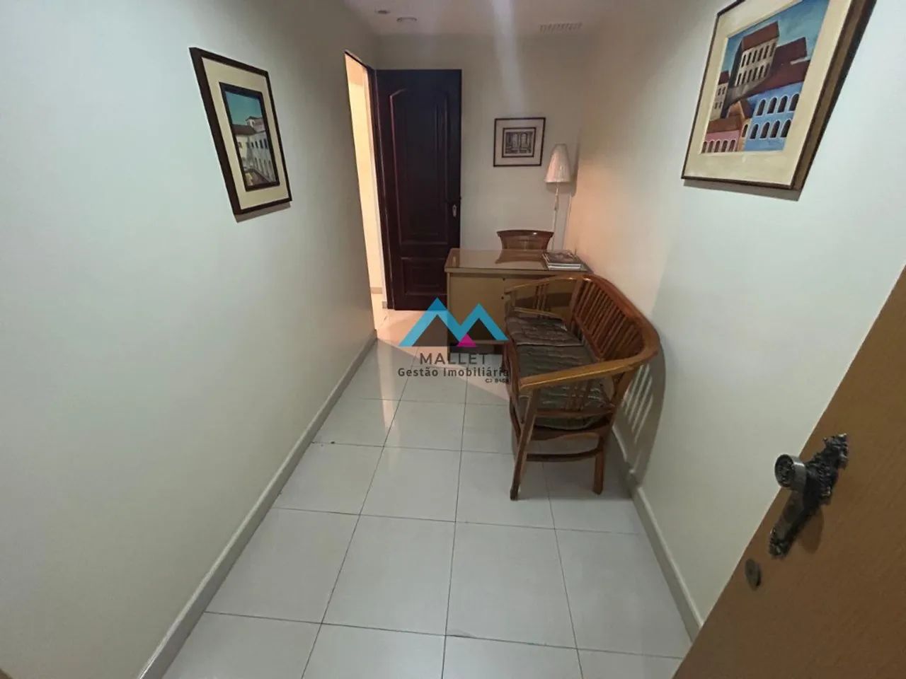 Excelente sala comercial, 35 m², para locação no Centro do Rio de Janeiro.