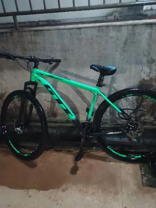 Bicicleta GT aro 29
