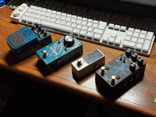 Behringer RV-600 Reverb Machine Pedal de Reverb para