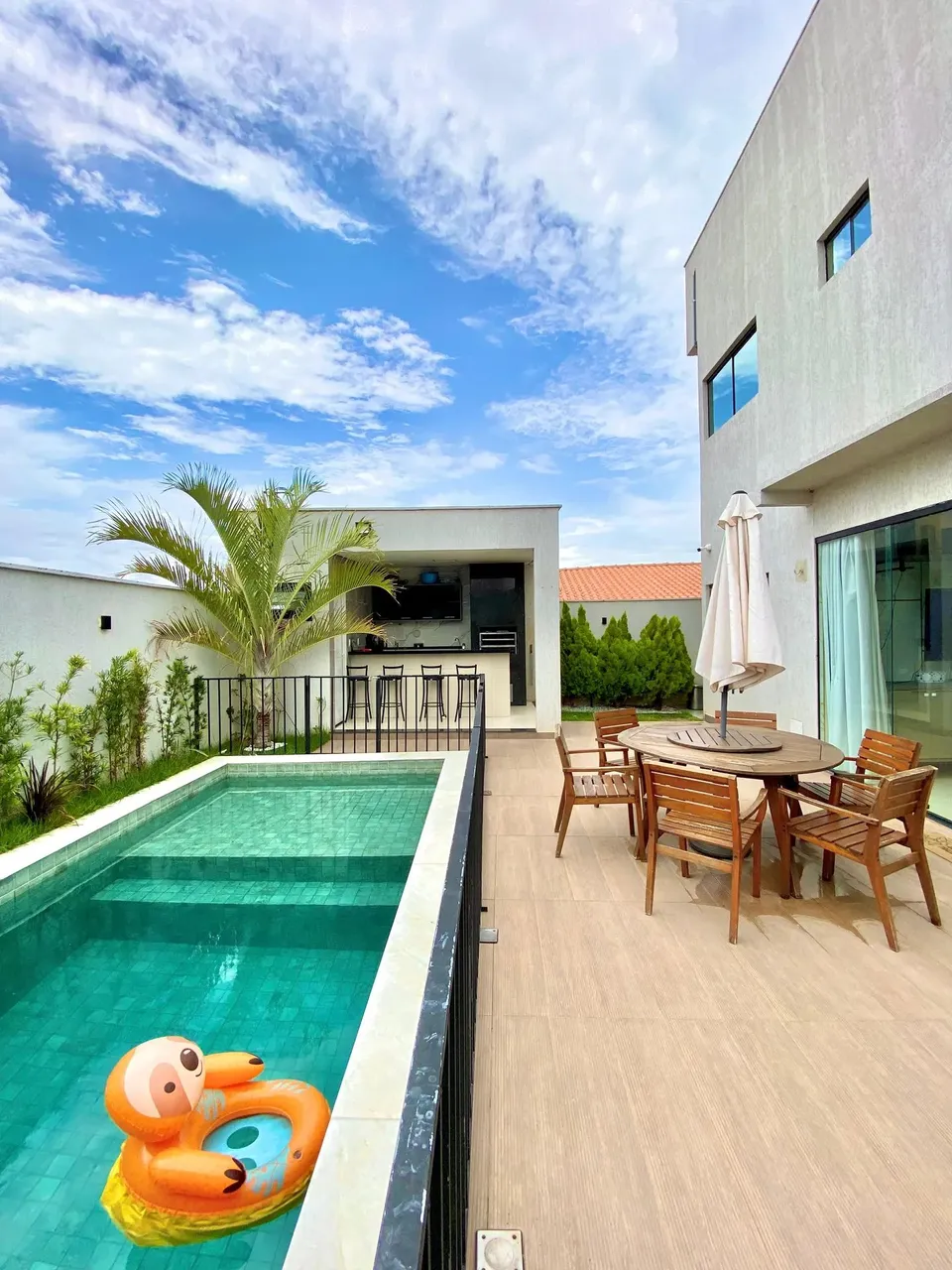 Casa em condomínio fechado