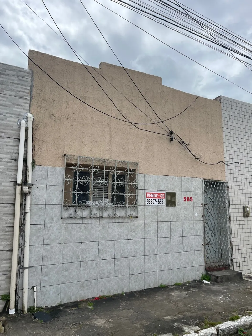 Vendo Casa em Jaguaribe próximo ao Laureano a 5 minutos para o centro