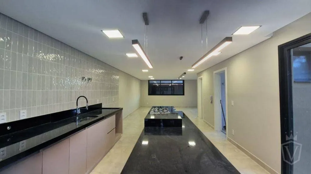 Casa Nova com 3 quartos sendo 1 suíte para alugar por R$ 6.250/mês - Parque Santa Isabel -