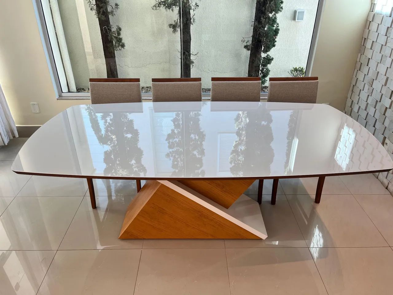 Mesa nova super resistente de madeira maciça  - Foto 3
