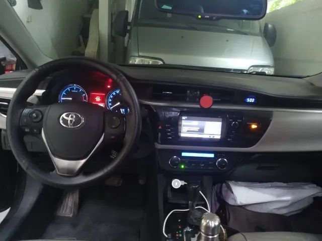 TOYOTA COROLLA 2015 - Foto 3