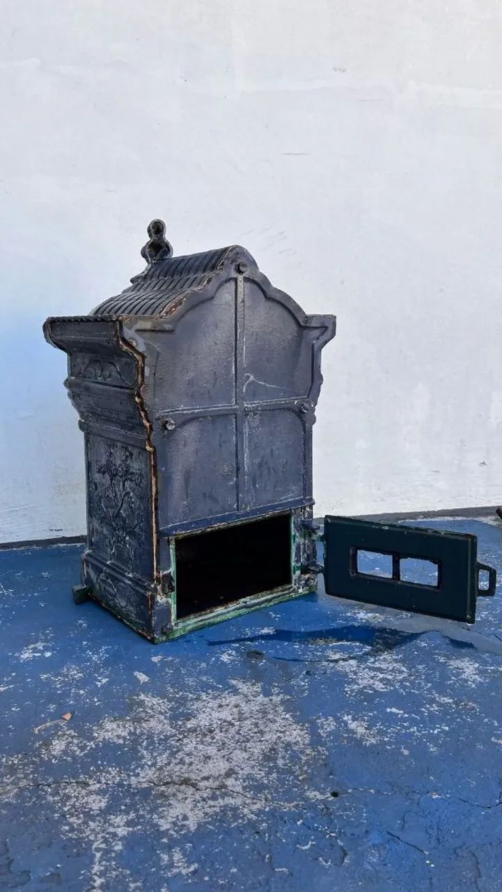 Caixa de Correio de Ferro Fundido