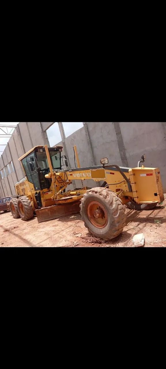 Máquina Motoniveladora em perfeita condições só pegar e trabalhar! - Foto 3